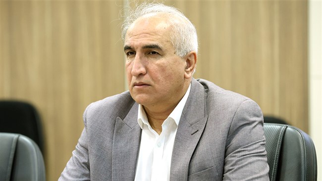 علی تقی‌پور، رئیس اتاق ساری ضمن ارائه پنج پیشنهاد برای بهبود وضعیت حاکم بر اقتصاد، گفت: نقطه ضعف اصلی قانون مبارزه با قاچاق کالا و ارز در افت کارآیی و ضعف هماهنگی نهادی است.