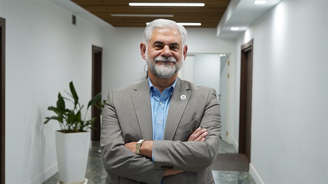 سامان نظری معافی، رئیس اتاق رشت بر ضرورت بازنگری عمیق در قانون مبارزه با قاچاق کالا و ارز تأکید کرد چراکه معتقد است نسخه فعلی قانون با روح حمایت از تولید و تجارت شفاف و قانونی، فاصله دارد.