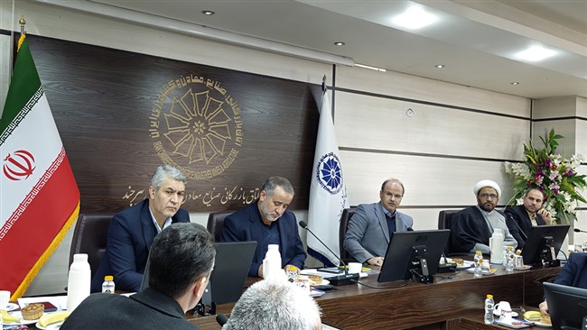 رئیس اتاق بیرجند گفت: موازی‌کاری دستگاه‌ها و هزینه‌های نمونه برداری ادارات در حوزه تولید موادغذایی اعم از استاندارد ،معاونت غذا و دارو ،جهاد کشاورزی و دامپزشکی از مهم‌ترین دغدغه‌های فعالان اقتصادی خراسان جنوبی است.