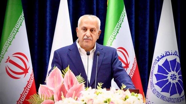 کیوان کاشفی عضو هیات رئیسه اتاق ایران معتقد است اتاق ایران باید روی ۵ محور تنظیم‌گری، تاثیر بر جامعه، عضوگیری، خدمت به اعضا، توسعه تجارت خارجی تمرکز کند.