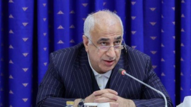 فرج‌الله معماری، رئیس کمیسیون اقتصاد کلان اتاق ایران در یادداشتی نوشت: ثبات تولید نه با مداخله، بلکه با پیش‌بینی‌پذیر کردن مسیر تأمین معنا پیدا می‌کند؛ مسیری که قیمت، زمان و روش تأمین را شفاف سازد و ریسک را کاهش دهد.