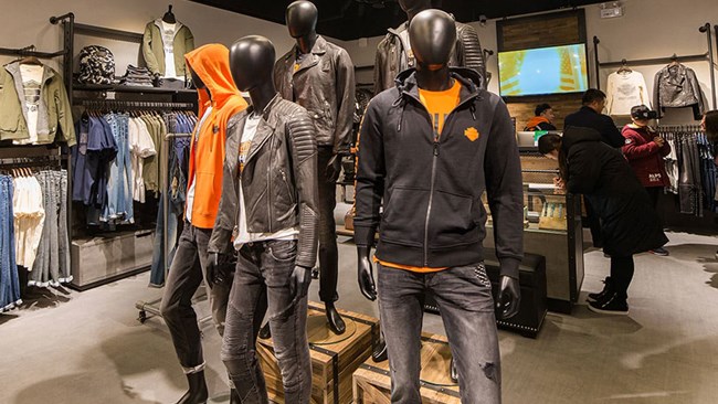 فایل‌های آموزشی ضوابط مبارزه با قاچاق در حوزه پوشاک و منسوجات و پیوست فرهنگی اجرایا ین دستورالعمل منتشر شد و برای استفاده فعالان اقتصادی در دسترس قرار گرفت.