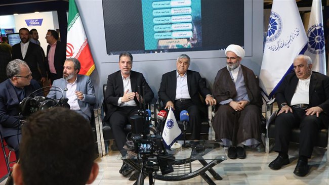 در چهارمین نشست خبری ستاد اکسپوی اتاق ایران، روند سرمایه گذاری در حوزه های مختلف اقتصاد، از جمله انرژی های تجدیدپذیر بررسی شد. سرمایه گذاری در انرژی های تجدیدپذیر، با هدف گذاری انجام شده، فاصله معناداری دارد.