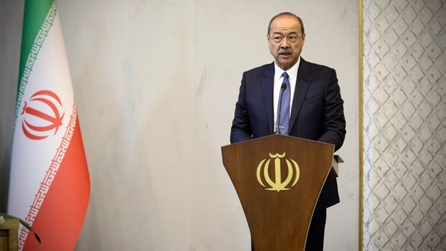 نخست‌وزیر ازبکستان با اشاره به اینکه تعداد کارخانجات مشترک ایران و ازبکستان در این کشور از 210 مورد عبور کرده است، گفت: قول می‌دهیم سرمایه‌گذاران ایرانی در ازبکستان از مالیات و عوارض گمرکی معاف خواهند بود.