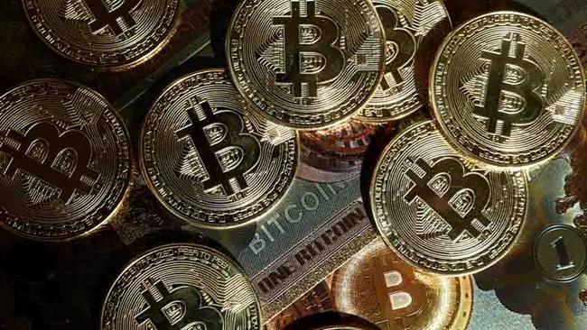 قیمت بیت کوین به دلیل نشانه‌های برداشت سود ممکن است دچار اصلاح قیمت کوتاه‌مدت شود، در حالی که هنوز undervalued است.