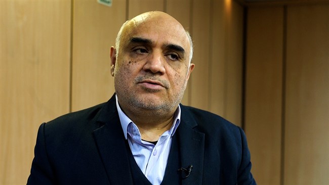 رئیس کمیسیون مالیات، کار و تأمین اجتماعی اتاق ایران با تأکید بر لزوم کمک به بهبود وضعیت صندوق تأمین اجتماعی، مشکلات بزرگ این صندوق و راهکارهای رفع آنها را تشریح کرد.