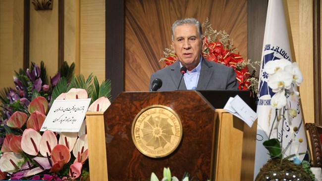 رئیس اتاق ایران، گفت: کتاب سرگذشت احمد پورفلاح را باید برای آموختن این موضوع خواند که چگونه می‌توان در شرایط دشوار، همچنان امید را زنده نگه داشت و با انگیزه و صداقت، مسیر توسعه را پیمود.