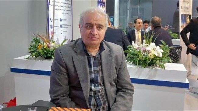 امیر مهرپوریان، رئیس کمیته مشترک ایران و ونزوئلا معتقد است توجه و حمایت حاکمیت از تولیدکنندگان بخش خصوصی در حوزه صادرات یکی از مهم‌ترین مؤلفه‌های مؤثر در توسعه تجارت غیرنفتی با ونزوئلاست.