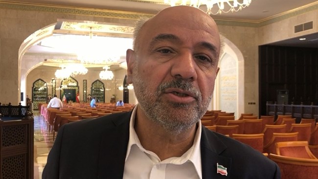 وزیر تعاون، کار و رفاه اجتماعی در جریان سفر به مسقط، برای گسترش همکاری‌ها بین ایران و عمان در زمینه کاریابی خارجی و اعزام و جذب نیروی ماهر و متخصص اعلام آمادگی کرد.