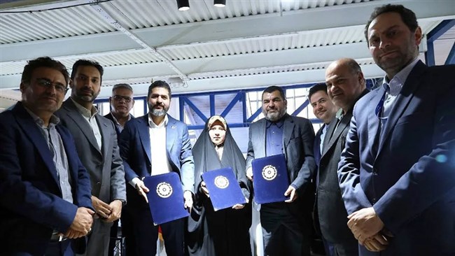 تفاهم‌نامه شورای هماهنگی اتاق‌های بازرگانی اهواز، آبادان و خرمشهر با شعار خوزستان قلب تپنده اقتصاد با حضور نماینده مردم آبادان در مجلس و همچنین نایب‌رئیس اتاق ایران امضا شد.