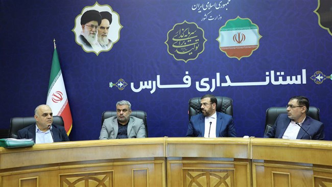 رئیس اتاق شیراز گفت: با توجه به برنامه اقدامات دولت جهت افزایش سرمایه‌گذاری برای تولید در سال 1404، بخش خصوصی استان فارس درخواست پایلوت شدن این استان برای اجرای این طرح در کشور را دارد.