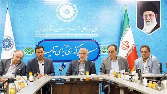 رئیس اتاق کرج در پی حضور مؤثر و نقش‌آفرینی حرفه‌ای اتاق ایران در هفتمین نمایشگاه توانمندی‌های صادراتی کشور (ایران اکسپو ۲۰۲۵)، واگذاری کامل مسئولیت برگزاری این رویداد مهم به اتاق ایران را خواستار شد.