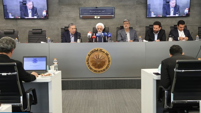 در نودوپنجمین نشست کمیته حمایت از کسب‌وکار ضمن امضای تفاهم‌نامه همکاری بین اتاق ایران و معاونت حقوقی ریاست جمهوری، اعلام شد سه مورد از موضوعات مورد پیگیری در این کمیته به نتیجه رسیده است.