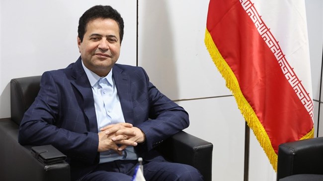 نایب‌رئیس اتاق ایران با اشاره به مطالعات تطبیقی درباره تجربه دیگر کشورها در زمینه ورود بخش خصوصی به سرمایه‌گذاری و نظارت در بنادر و گمرکات، گفت: بخش خصوصی برای همکاری در بازسازی بندر شهید رجایی آمادگی دارد.