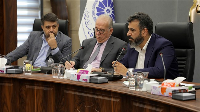 رئیس اتاق بازرگانی، صنایع، معادن و کشاورزی قم گفت: ذهنیت فعلی، ورود سرمایه‌گذاران جدید را متوقف کرده و عملاً فرصت‌های اقتصادی استان را محدود نگه می‌دارد.
