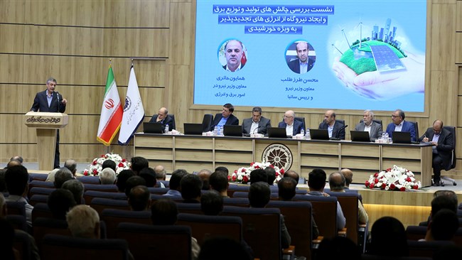 رئیس اتاق کرمان، سیاست های انحصارگرایانه دولت را باعث بی انگیزه شدن بخش خصوصی برای توسعه فعالیت‌ها دانست و گفت: برخلاف فرمایشات رهبر انقلاب، میدان فعالیت از بخش خصوصی برای ایجاد و توسعه نیروگاه های خورشیدی گرفته شده است.