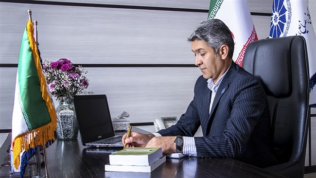 رئیس اتاق بیرجند با اشاره به پیگیری‌های شورای گفت‌وگوی خراسان جنوبی، از مشارکت صندوق حمایت از توسعه بخش کشاورزی استان در اعطای تسهیلات قرض‌الحسنه برای احداث نیروگاه‌های خورشیدی در مجاورت چاه‌های کشاورزی خبر داد.