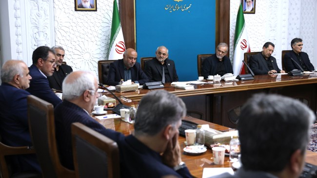نایب رییس اتاق ایران با بیان اینکه بسته حمایتی دولت، یک بسته جامع و کامل است؛ گفت: از رییس‌جمهور خواسته شد تا این بسته حمایتی به صورت کامل و در اسرع وقت ابلاغ شود.
