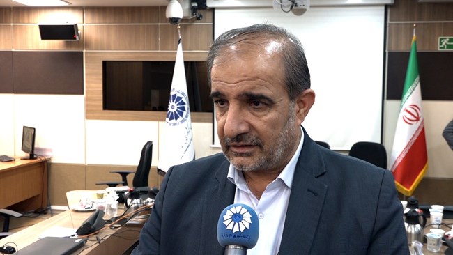 رییس کمیسیون کشاورزی، آب و منابع طبیعی مجلس، تاکید کرد که دولت بخشنامه‌های مربوط به حوزه تجارت خارجی را در تعامل و هماهنگی با اتاق ایران صادر کند.