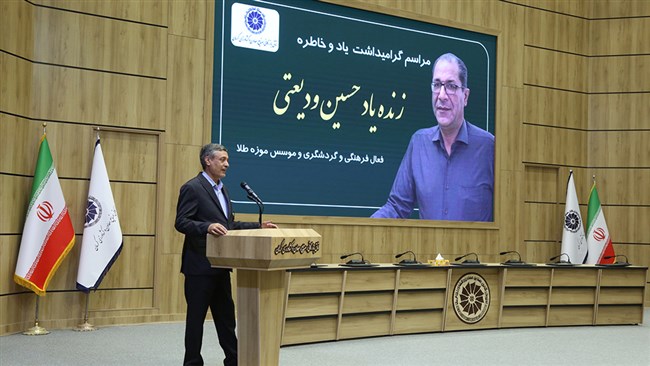 رئیس اتاق بازرگانی، صنایع، معادن و کشاورزی کرمان، گفت: مراکز ارزشمند بسیاری در حوزه میراث فرهنگی استان کرمان وجود دارد اما نمی‌توان انتظار داشت که دولت آنها را احیا کند.