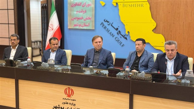 فعالان اقتصادی در نشست شورای گفت‌وگوی استان بوشهر، از افزایش هزینه‌ها و بی‌توجهی به بازرگانان گلایه کردند و خواستار تجدیدنظر در سیاست‌های حمایتی و گمرکی شدند.