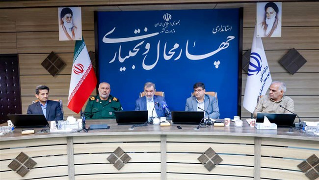 رئیس اتاق شهرکرد با اشاره به قطعی برق دو روزه صنایع در چهارمحال و بختیاری، گفت: برای حمایت از تولید نباید قطعی برق صنایع در اولویت باشد، این کار موجب آسیب جدی به صنایع می‌شود.