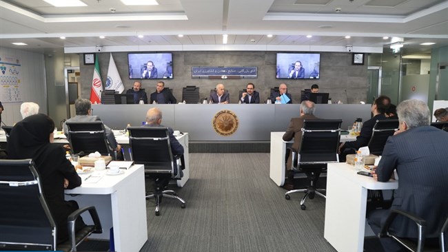 فعالان اقتصادی در چارچوب برنامه‌های حمایتی دولت، پرهیز از افتادن در پروسه قانون‌گذاری‌های جدید که تنها به پیچیده شدن فرآیندها منجر می‌شود را هشدار دادند.