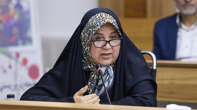 رئیس اتاق اهواز گفت: مهم‌ترین بخش دستورالعمل اجرایی اتصال پروانه ورود موقت به اظهارنامه صادرات، لغو الزامی بودن دریافت مجوز سیستمی صادرات برای کالاهای تولیدشده با مواد اولیه ورود موقت است.