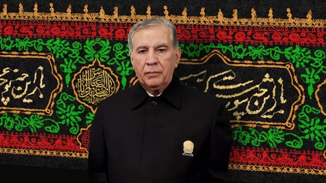 صمد حسن‌زاده، رییس اتاق بازرگانی، صنایع، معادن و کشاورزی ایران با اشاره به درس‌آموزی حماسه حسینی، آن را سرمشقی برای تمام نسل‌ها دانست.