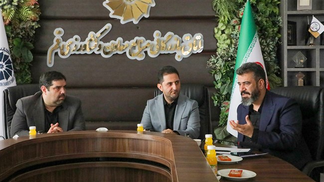 رئیس اتاق قم گفت: مهاجرت نیروی متخصص، نه‌تنها حاصل بی‌توجهی مستمر به نیازهای واقعی بخش خصوصی بلکه نتیجه سیاست‌های آموزشی ناکارآمدی است که همگام با تحولات بازار کار حرکت نکرده است.