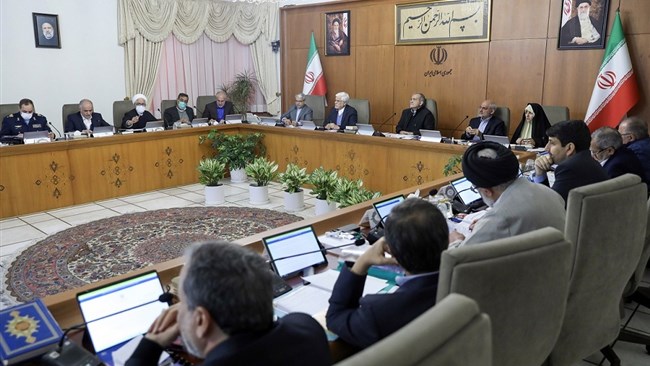 اصلاح ماده (30) آیین‌نامه داخلی هیات دولت با هدف ایجاد انسجام و یکپارچگی در انتشار، ابلاغ و شیوه لازم‌الاجرا شدن مصوبات هیات وزیران و تسهیل فرایند انتشار مقررات در سامانه‌های مختلف به تصویب رسید.