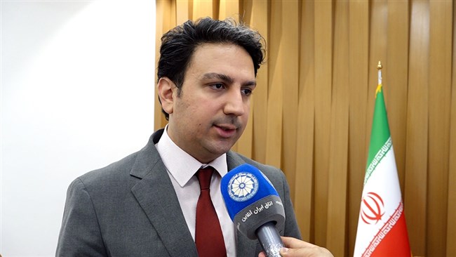 رییس اتاق ایران و آلمان در پی باز شدن گره مذاکرات مستقیم ایران و FATF گفت: توصیه‌ام به تیم مذاکره‌کننده این است که باید تمرکز خود را روی این موضوع بگذارند که با حفظ منافع ملی، برای شفافیت و اعتمادسازی تلاش کنند.