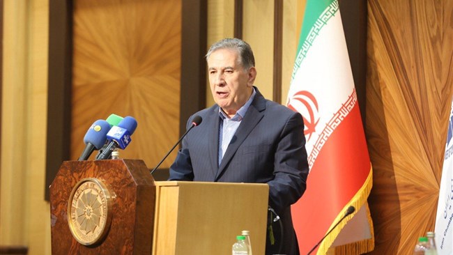 رییس اتاق ایران، باز شدن گره مذاکرات مستقیم ایران و FATF بعد از ۶ سال را روزنه امیدی برای فعالین اقتصادی دانست و گفت: تکیه بر دیپلماسی اقتصادی با محوریت بخش‌خصوصی بهترین مسیر عبور از شرایط فعلی است.
