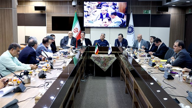 در نشست با حضور تعدادی از روسای فدراسیون‌های زیرمجموعه اتاق ایران مقرر شد متن شیوه‌نامه‌ای که مربوط به این حوزه تهیه شده است بعد از طی فرآیندهای قانونی در جلسه هیات نمایندگان شهریورماه به رأی گذاشته شود.