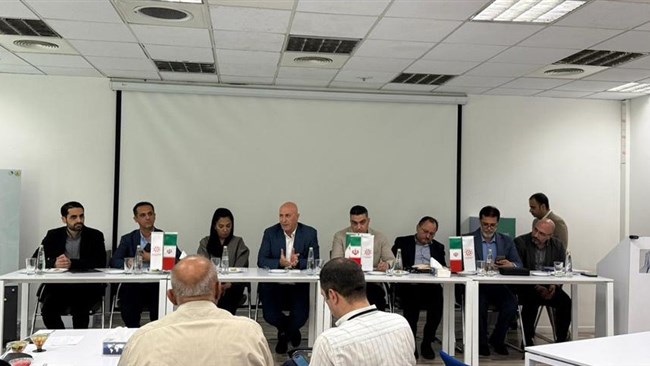 در مجمع عمومی عادی به‌طور فوق‌العاده سندیکای تولیدکنندگان کاغذ و مقوای ایران طی فرآیند رأی‌گیری مهران ابول نژادیان به عنوان بازرس اصلی و سعید ساکت به عنوان بازرس علی‌البدل برای یک سال انتخاب شدند