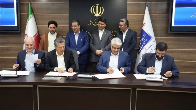 تفاهم‌نامه چهارجانبه برای تدوین سند توسعه اقتصاد دیجیتال آذربایجان‌غربی با حضور سید ستار هاشمی وزیر ارتباطات و فناوری اطلاعات منعقد شد.