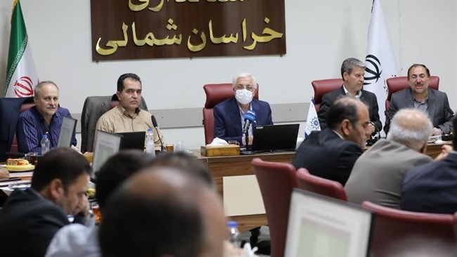 در جلسه شورای گفت‌وگوی خراسان شمالی، رئیس اتاق بجنورد، به مشکلات ناشی از قطعی برق و تعطیلی‌های متعدد واحدهای تولیدی در سال جاری پرداخت و خواستار تعیین تکلیف دولت در جبران خسارات صنایع شد.