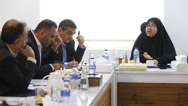 دبیر شورای گفت‌وگوی خوزستان بر ضرورت تعامل سازنده بین سازمان منطقه آزاد اروند و بخش خصوصی تأکید کرد و گفت: بهره‌برداری حداکثری از ظرفیت‌های محلی در حوزه تجارت و تولید صنعتی را انتظار اصلی بخش خصوصی از این سازمان است.