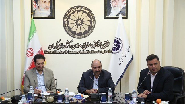 رئیس کمیسیون صنایع غذایی اتاق ایران، گفت: فعالان بخش خصوصی به ویژه حوزه صنایع غذایی پای کار آمده اند و می توان از این بستر استفاده و بازار صنایع غذایی کشورهای همسایه را تامین کرد.