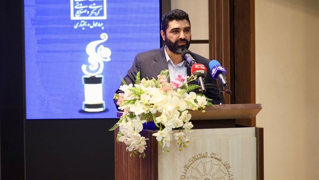 احمد راستینه نماینده مردم شهرکرد در مجلس تصریح کرد: گره مشکلات اقتصادی با اصلاح حکمرانی اقتصادی و مشارکت مردم در اقتصاد گشوده می‌شود.