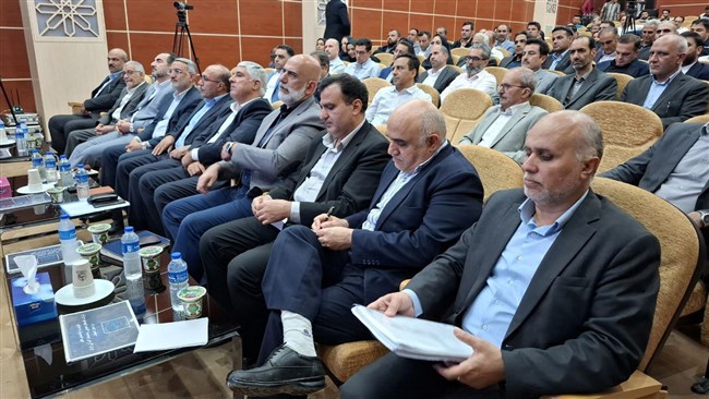 آیین افتتاح شرکت انبارهای عمومی و خدمات گمرکی کاشان با حضور فرود عسگری، معاون وزیر و رئیس کل گمرک ایران، معاون استاندار اصفهان و برخی از  مقامات دولتی وفعالان اقتصادی منطقه در اتاق بازرگانی کاشان برگزار شد.