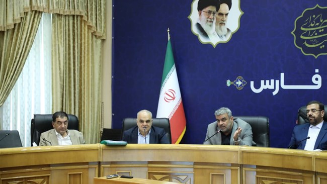 نود و ششمین جلسه شورای گفتگوی دولت و بخش خصوصی استان فارس با حضور استاندار، رئیس اتاق، مدیران کل دستگاه های اجرایی و فعالان بخش خصوصی و اعضای شورای گفتگوی استان فارس و در سالن شهید قاضی استانداری فارس برگزار شد.