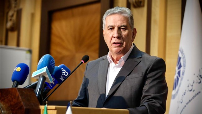 رییس اتاق ایران با بیان اینکه اقتصاد ایران در حوزه «برون‌نگری» باید وارد مرحله جدیدی شود؛ گفت: انتظار داریم نگرش ارکان نظام حکمرانی نسبت به وسعت و عمق نقش‌آفرینی بخش خصوصی در عرصه بین‌الملل، مورد بازبینی قرار گیرد.