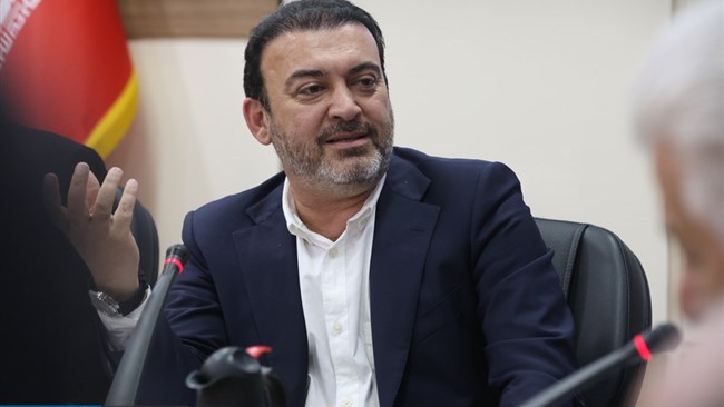 معاون هماهنگی امور اقتصادی و توسعه منطقه‌ای وزارت کشور گفت: بررسی‌ها نشان می‌دهد که بخش عمده مشکل رسوب کالا، ناشی از مشکلات ثبت سفارش و تخصیص ارز است.