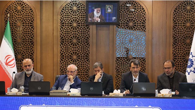 صد و پنجاه و چهارمین نشست شورای گفت‌وگوی دولت و بخش خصوصی استان اصفهان با تمرکز بر محدودیت‌های قانونی، مشکلات ارزی و گمرکی و لزوم تفویض اختیارات به استان‌ها برای رونق تجارت و تولید برگزار شد.