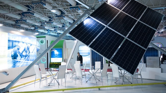 سومین همایش اینداست سولار ایران (توسعه نیروگاه‌های خورشیدی در صنایع) به همراه نمایشگاه جانبی در روز چهارشنبه 8 بهمن 1404 توسط انجمن ساتکا برگزار می‌گردد.