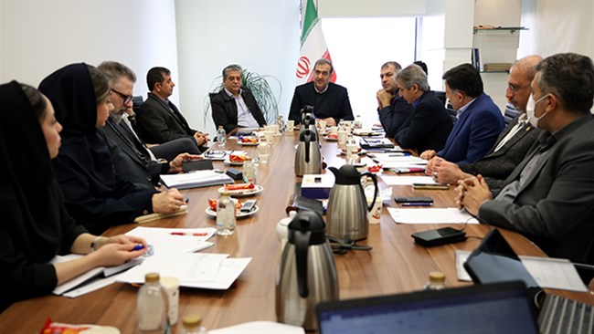 در نشست کارگروه تخصصی کمیته حمایت از کسب‌وکار، مقرر شد، مشکلات مربوط به استرداد وثایق نقدی و چک های تضمینی واردکنندگان در حادثه بندر شهید رجایی، در کمیته مشترکی میان کمیسیون‌های واردات و حمل‌ونقل اتاق ایران پیگیری شود.