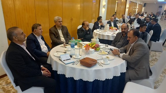 رویداد توسعه شبکه سازی بین‌المللی صنعت غذا به عنوان پنجمین رویداد از سلسله رویدادهای توسعه بازار، با حضور اعضای هیات نمایندگان و هیات ۱۱۵ نفره اتاق کرمان در محل باشگاه ایرانیان دبی برگزار شد.