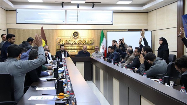 مجمع عمومی مؤسسین انجمن واردکنندگان خودرو استان خوزستان با حضور فعالان اقتصادی و بازرگانان حوزه واردات خودرو، در محل اتاق خرمشهر برگزار و روند تأسیس رسمی این تشکل صنفی وارد فاز اجرایی شد.