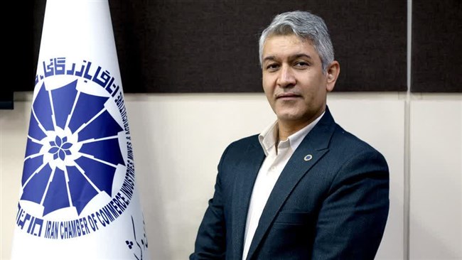 رئیس اتاق بیرجند با اشاره به اینکه در نشست کارشناسی اخیر شورای گفت و گوی استان خراسان جنوبی، مشکلات صنعت دام و طیور استان مورد بررسی قرار گرفت از اجرای تصویبنامه هیات وزیران برای تسریع در ترخیص نهاده ها خبر داد.